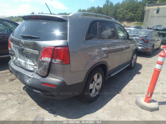 Photo 3 VIN: 5XYKUDA28CG256700 - KIA SORENTO 