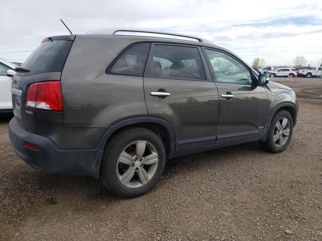 Photo 2 VIN: 5XYKUDA28DG405866 - KIA SORENTO EX 