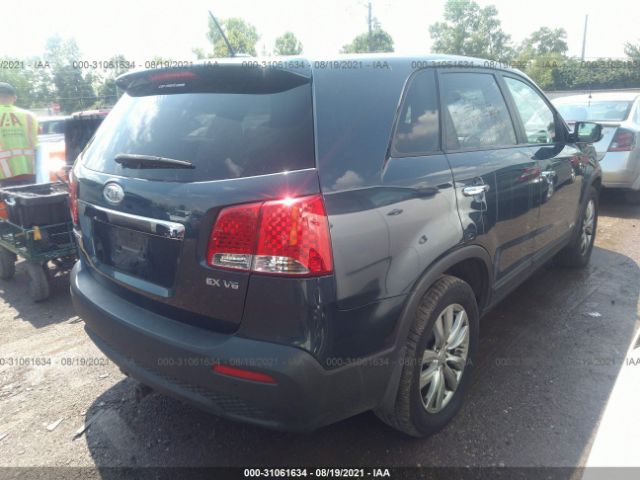 Photo 3 VIN: 5XYKUDA29BG024007 - KIA SORENTO 