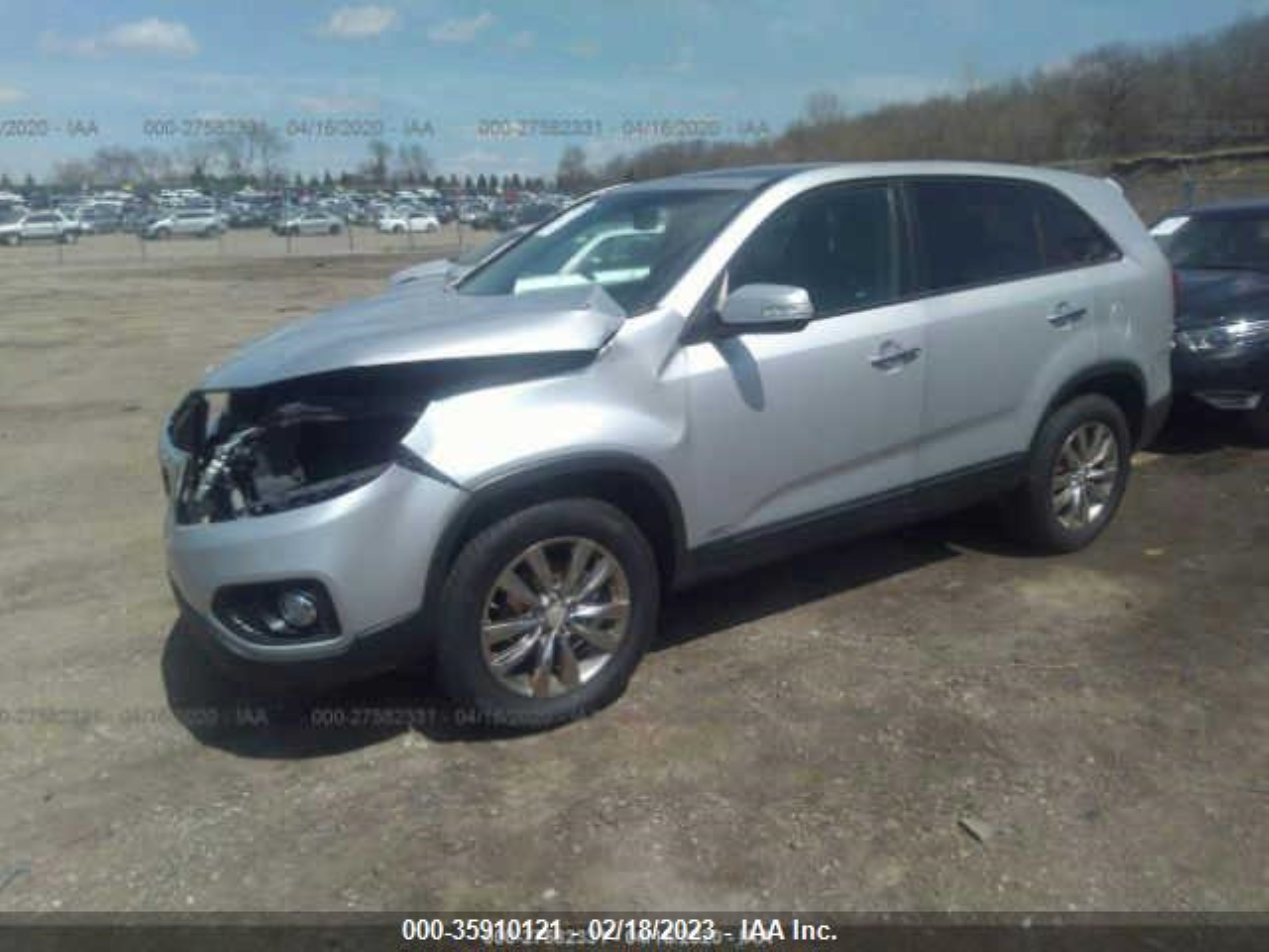 Photo 1 VIN: 5XYKUDA29BG030096 - KIA SORENTO 