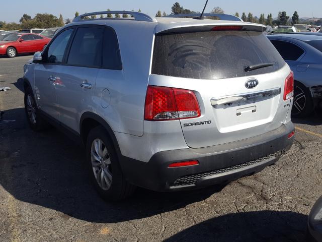 Photo 2 VIN: 5XYKUDA29BG040143 - KIA SORENTO EX 