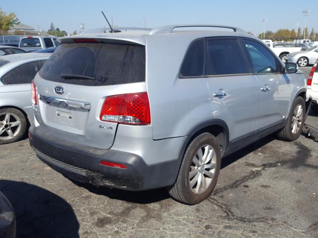 Photo 3 VIN: 5XYKUDA29BG040143 - KIA SORENTO EX 