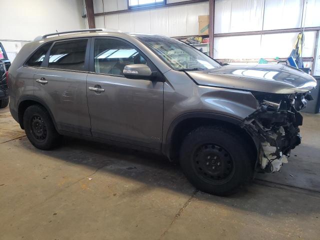 Photo 3 VIN: 5XYKUDA29DG370528 - KIA SORENTO EX 