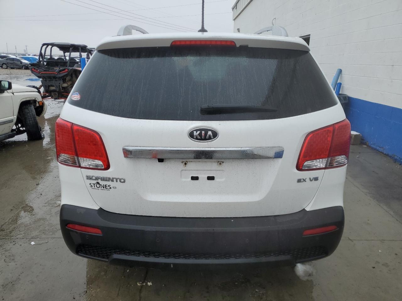 Photo 5 VIN: 5XYKUDA29DG374367 - KIA SORENTO 