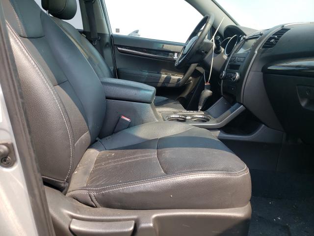 Photo 4 VIN: 5XYKUDA2XBG027160 - KIA SORENTO EX 