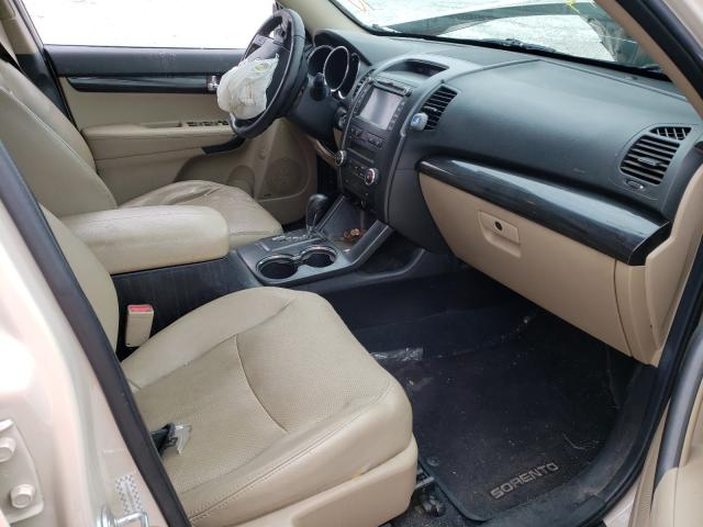 Photo 4 VIN: 5XYKUDA2XBG038336 - KIA SORENTO EX 