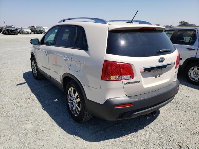 Photo 2 VIN: 5XYKUDA2XBG147458 - KIA SORENTO EX 