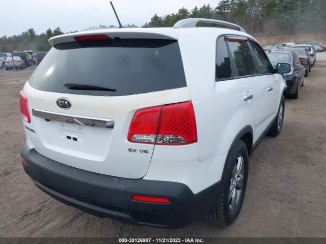 Photo 3 VIN: 5XYKUDA2XDG313383 - KIA SORENTO 