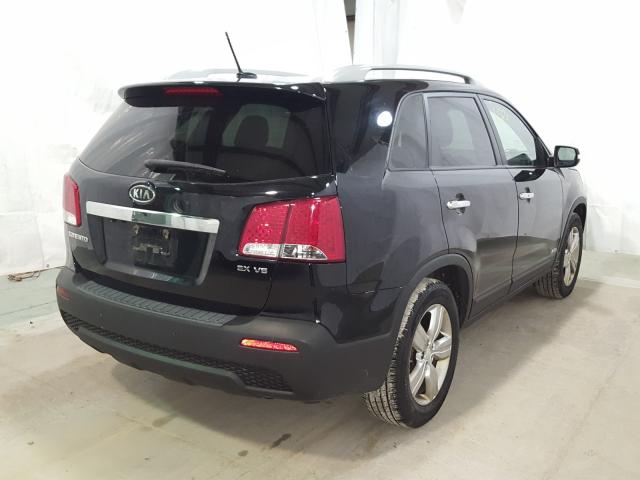 Photo 3 VIN: 5XYKUDA2XDG413547 - KIA SORENTO EX 