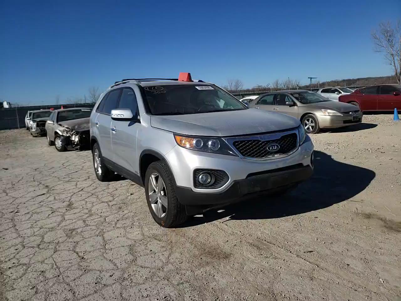 Photo 10 VIN: 5XYKUDA64CG256096 - KIA SORENTO EX 