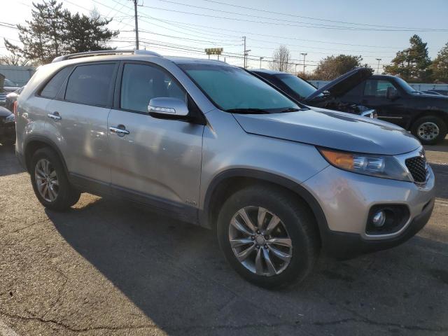 Photo 3 VIN: 5XYKUDA64DG360332 - KIA SORENTO 