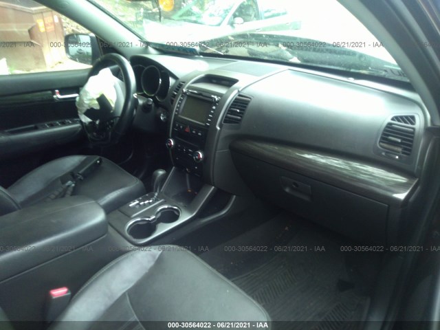 Photo 4 VIN: 5XYKUDA66DG353740 - KIA SORENTO 