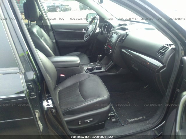 Photo 4 VIN: 5XYKUDA69CG304465 - KIA SORENTO 