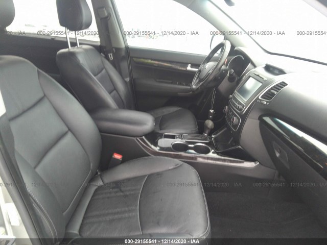 Photo 4 VIN: 5XYKUDA70EG464262 - KIA SORENTO 