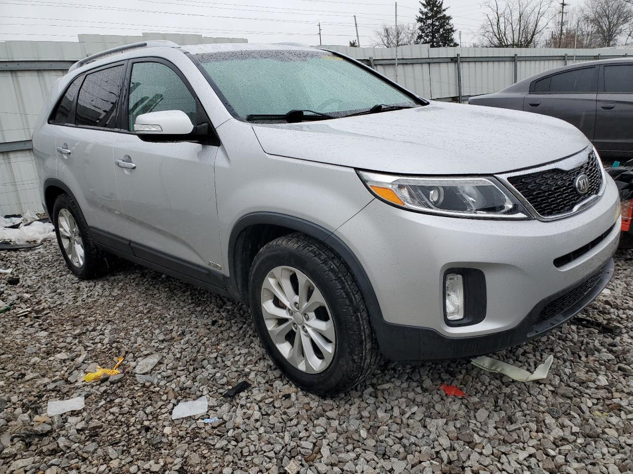 Photo 3 VIN: 5XYKUDA70EG498234 - KIA SORENTO 