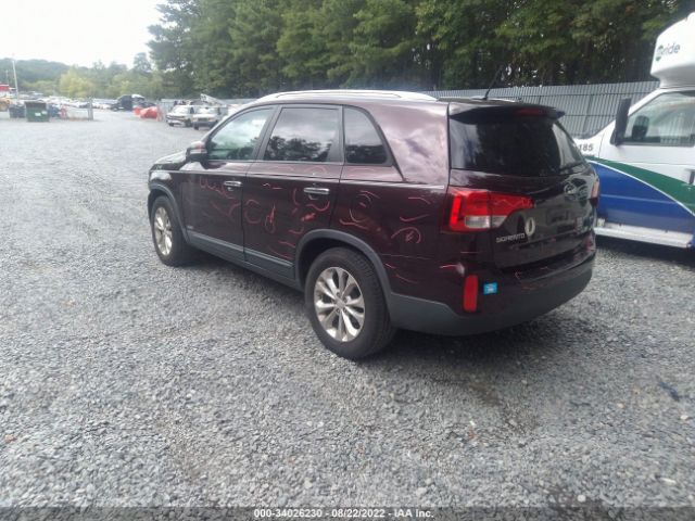 Photo 2 VIN: 5XYKUDA70FG635495 - KIA SORENTO 