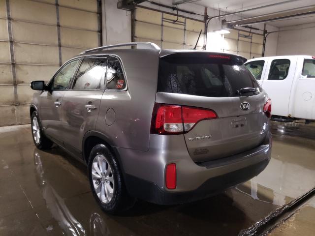 Photo 2 VIN: 5XYKUDA71FG560340 - KIA SORENTO EX 