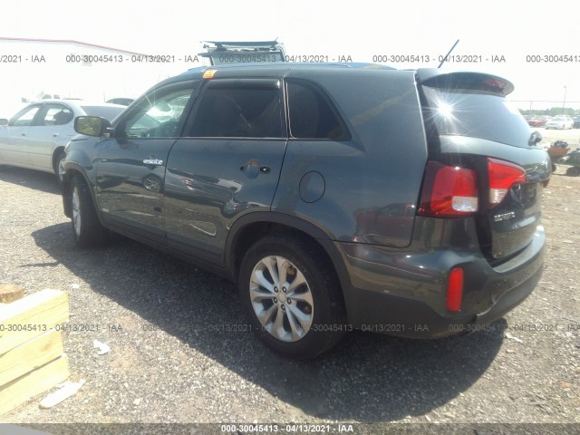 Photo 2 VIN: 5XYKUDA72FG559570 - KIA SORENTO 