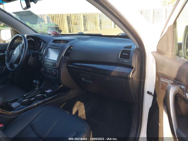 Photo 4 VIN: 5XYKUDA73EG492718 - KIA SORENTO 