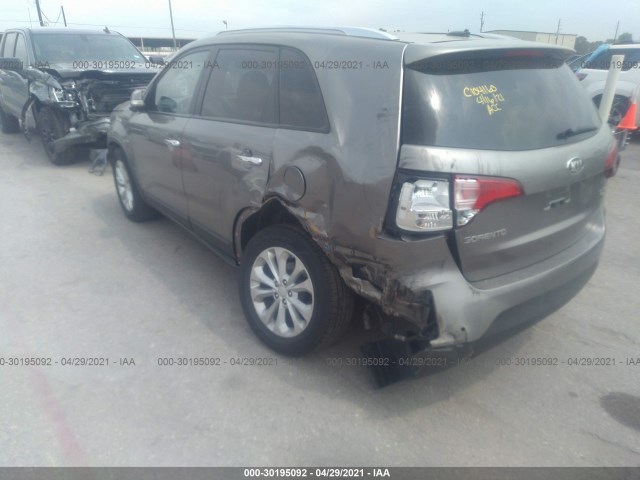 Photo 2 VIN: 5XYKUDA74EG490685 - KIA SORENTO 