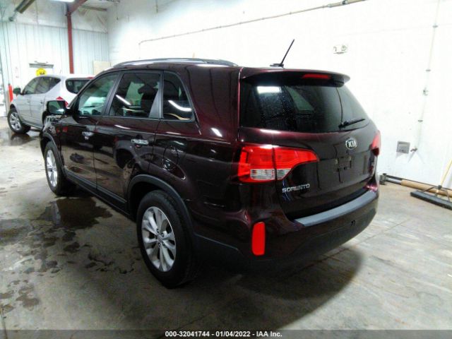 Photo 2 VIN: 5XYKUDA75EG539537 - KIA SORENTO 