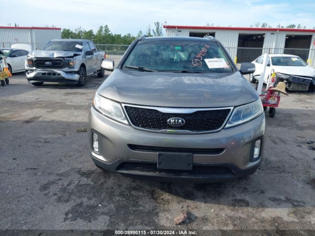 Photo 5 VIN: 5XYKUDA77FG626907 - KIA SORENTO 