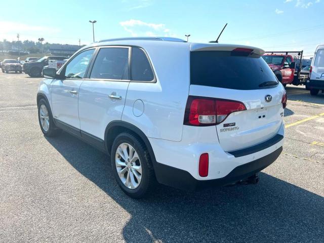 Photo 2 VIN: 5XYKUDA79EG449677 - KIA SORENTO EX 