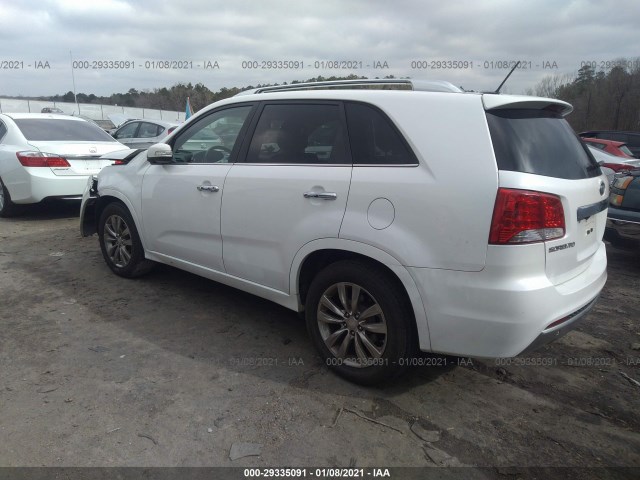 Photo 2 VIN: 5XYKW4A21BG104492 - KIA SORENTO 