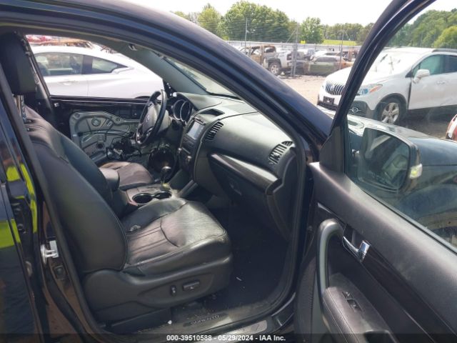 Photo 4 VIN: 5XYKW4A21CG260470 - KIA SORENTO 