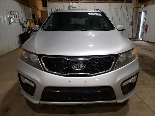 Photo 4 VIN: 5XYKW4A22BG098556 - KIA SORENTO SX 