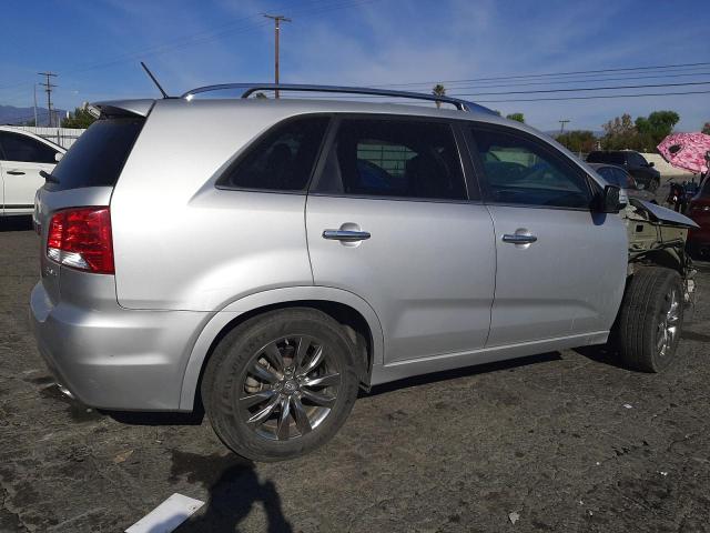 Photo 2 VIN: 5XYKW4A22BG132351 - KIA SORENTO 