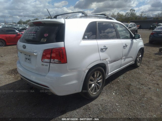 Photo 3 VIN: 5XYKW4A22BG138229 - KIA SORENTO 