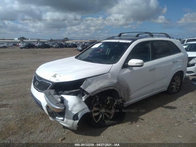 Photo 5 VIN: 5XYKW4A22BG138229 - KIA SORENTO 