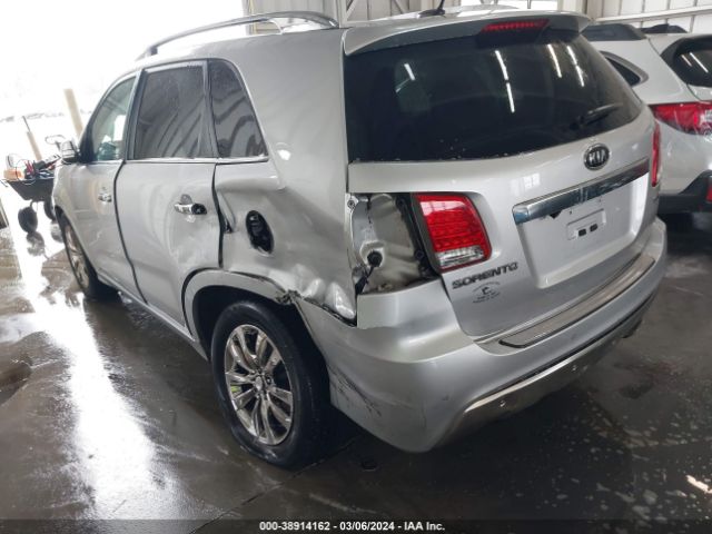 Photo 2 VIN: 5XYKW4A22CG229308 - KIA SORENTO 