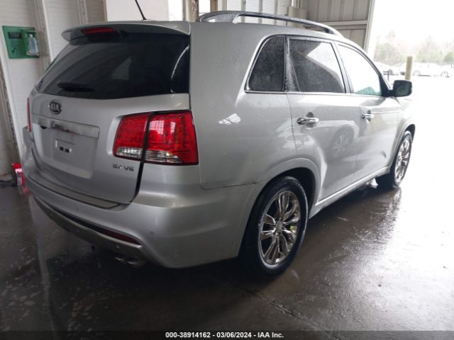 Photo 3 VIN: 5XYKW4A22CG229308 - KIA SORENTO 