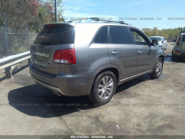 Photo 3 VIN: 5XYKW4A22CG297723 - KIA SORENTO 