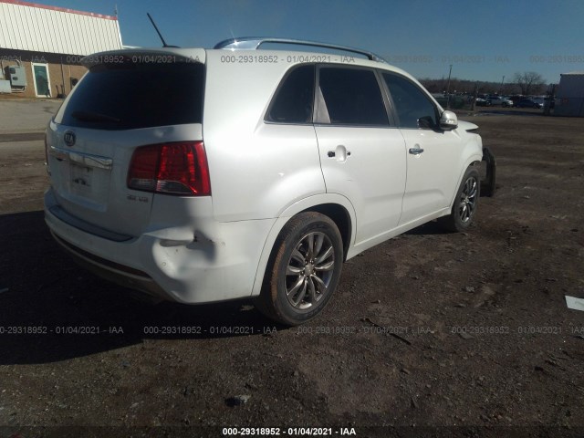 Photo 3 VIN: 5XYKW4A23CG217894 - KIA SORENTO 