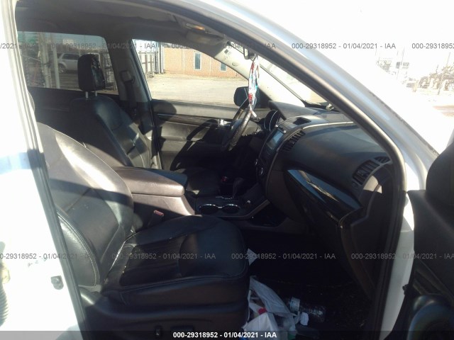 Photo 4 VIN: 5XYKW4A23CG217894 - KIA SORENTO 