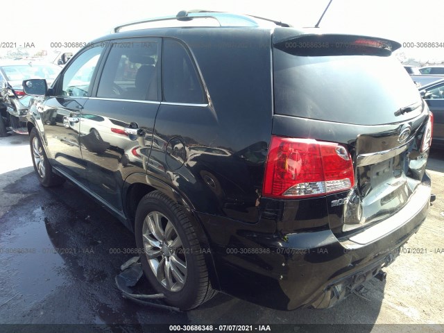 Photo 2 VIN: 5XYKW4A25CG254381 - KIA SORENTO 