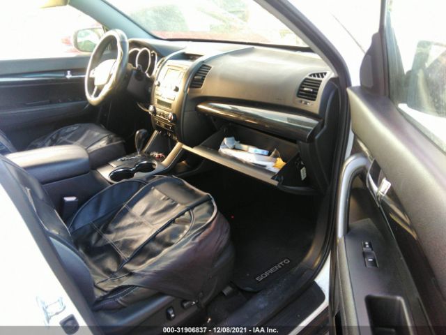 Photo 4 VIN: 5XYKW4A25DG354353 - KIA SORENTO 