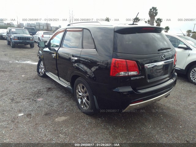 Photo 2 VIN: 5XYKW4A25DG412705 - KIA SORENTO 