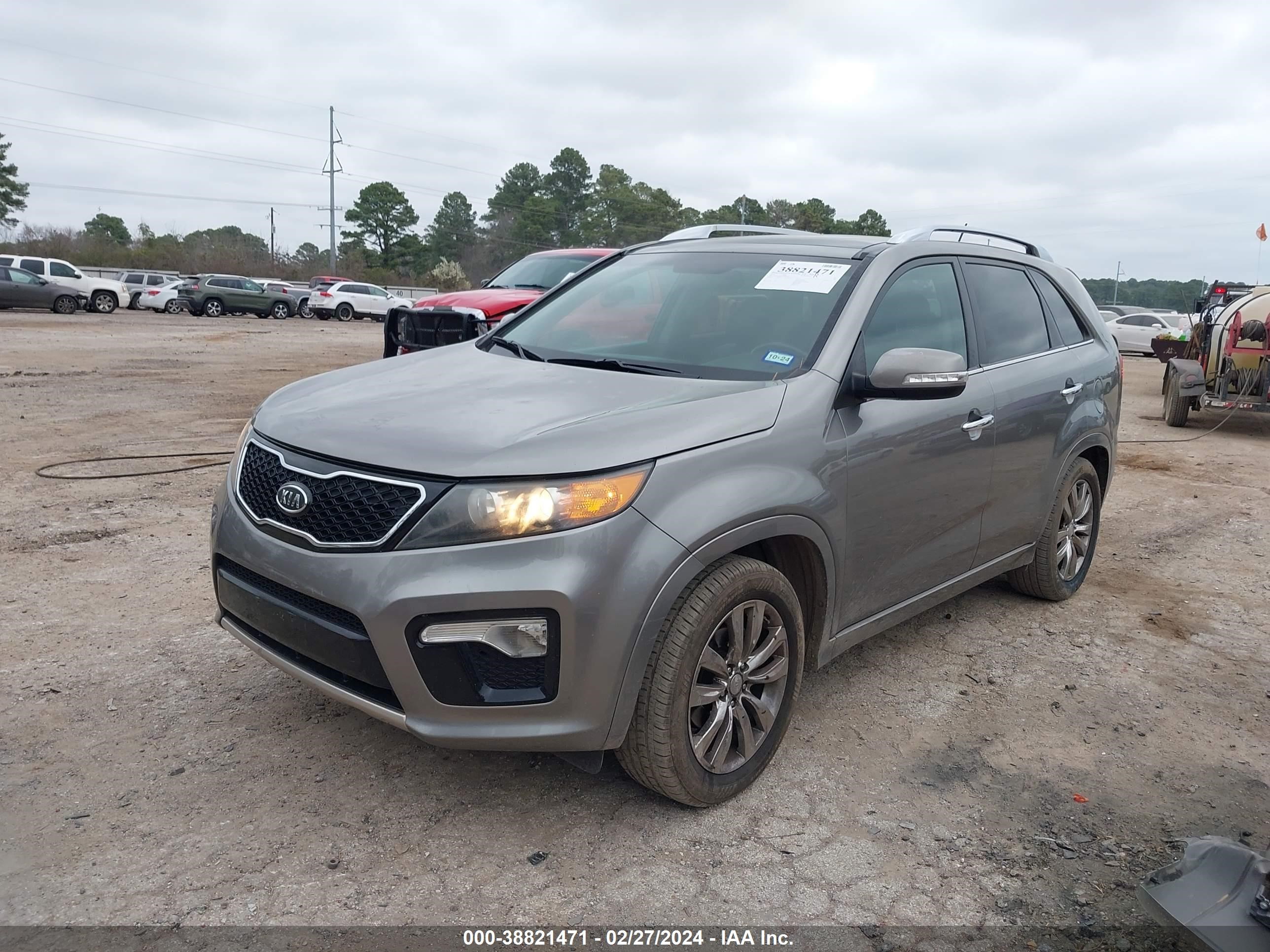 Photo 1 VIN: 5XYKW4A26CG303720 - KIA SORENTO 