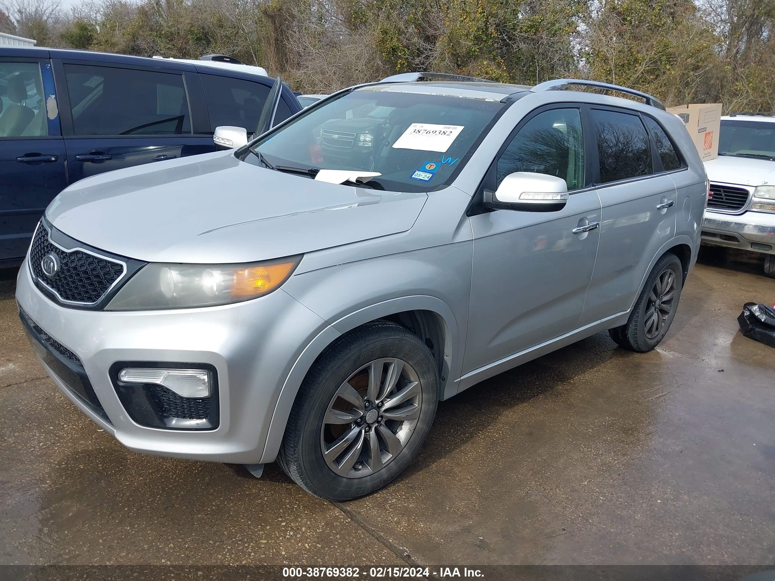 Photo 1 VIN: 5XYKW4A27CG304908 - KIA SORENTO 