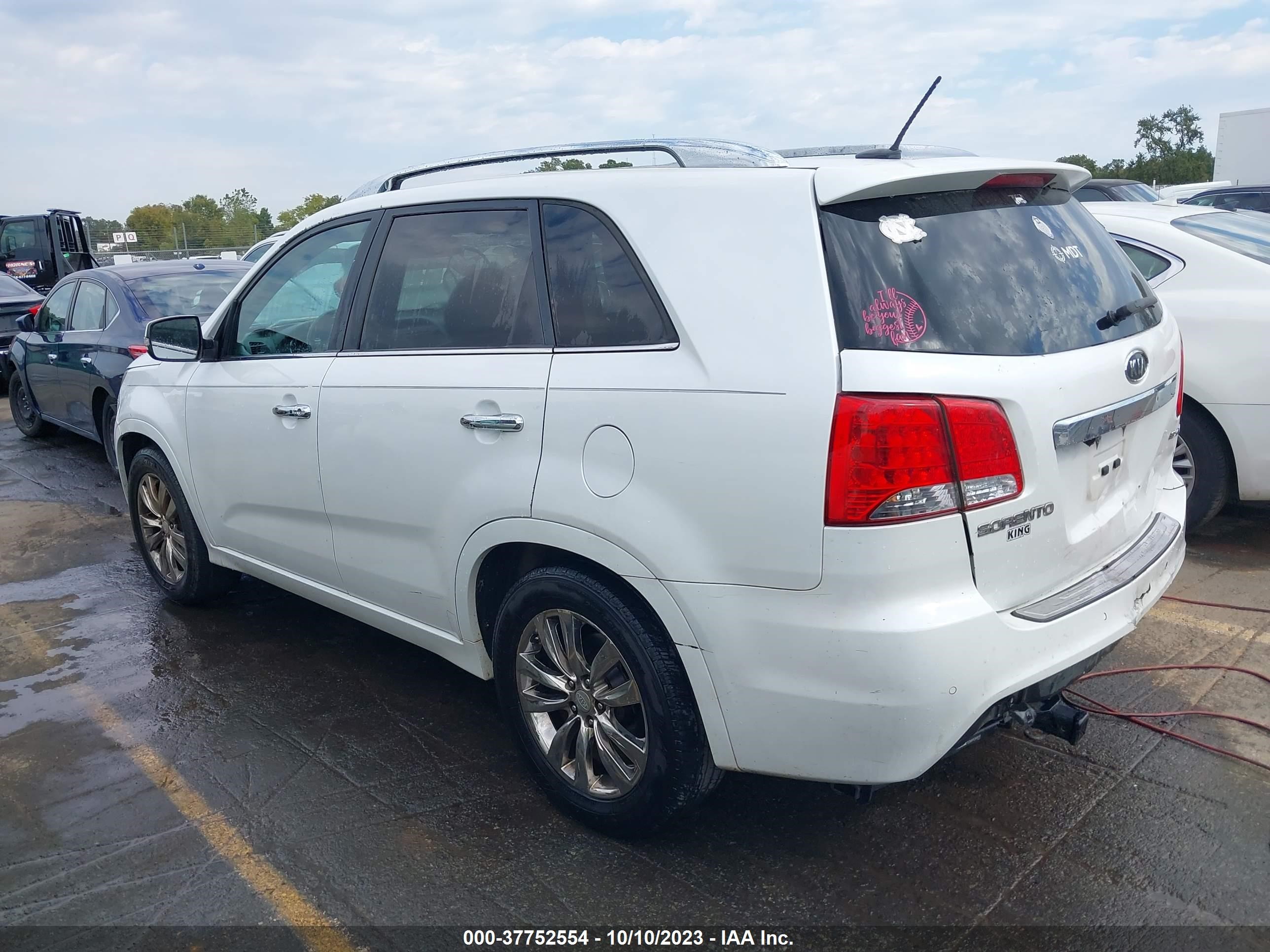 Photo 2 VIN: 5XYKW4A28CG231516 - KIA SORENTO 