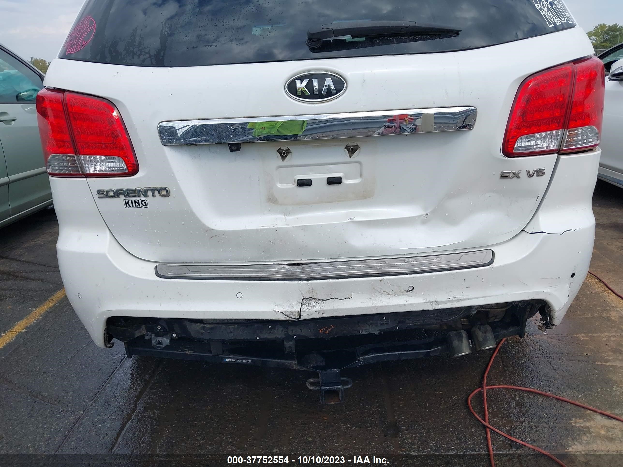 Photo 5 VIN: 5XYKW4A28CG231516 - KIA SORENTO 