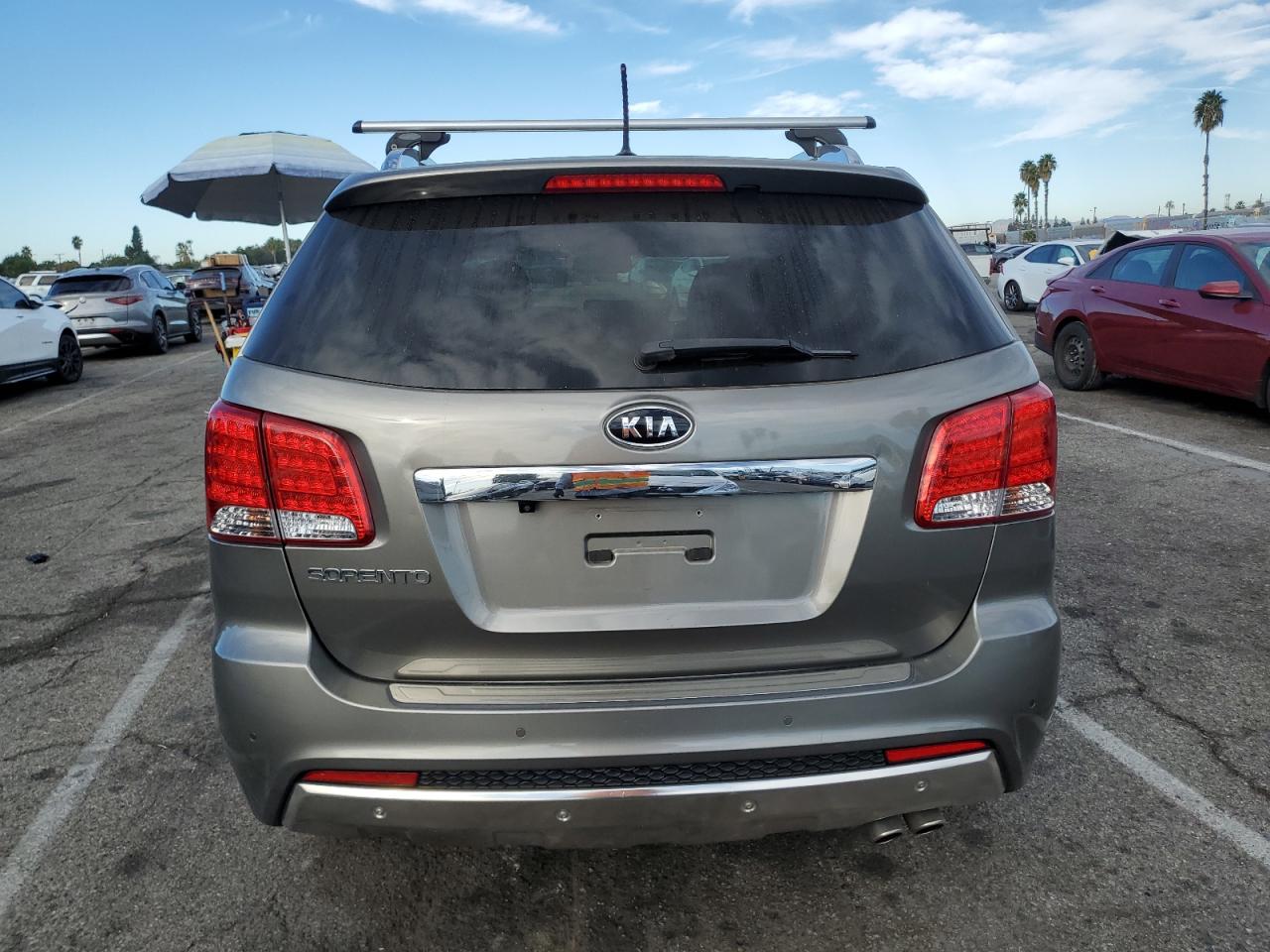 Photo 5 VIN: 5XYKW4A28DG381210 - KIA SORENTO 