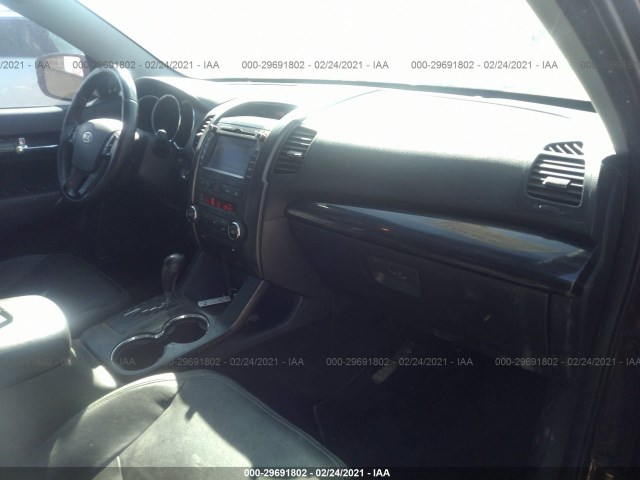 Photo 4 VIN: 5XYKW4A29CG192760 - KIA SORENTO 