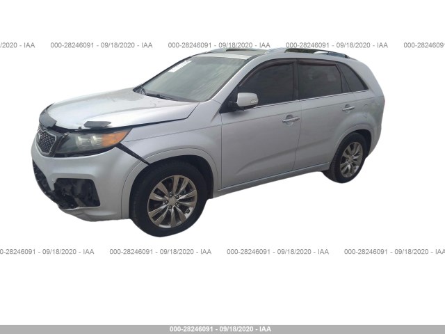 Photo 1 VIN: 5XYKW4A2XBG096621 - KIA SORENTO 