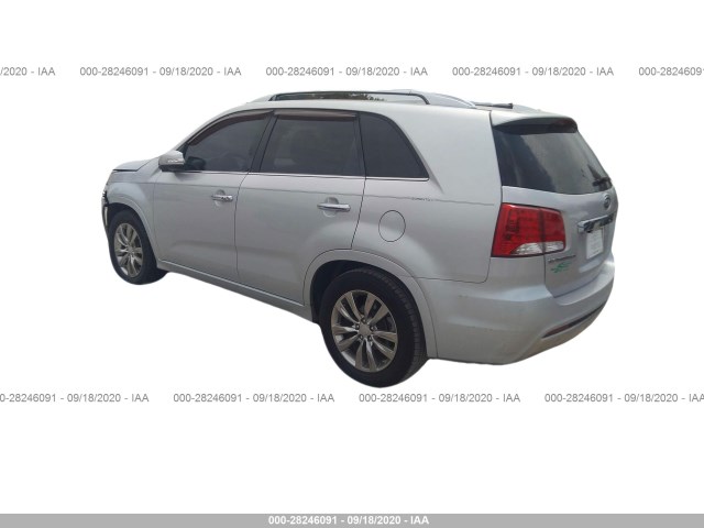 Photo 2 VIN: 5XYKW4A2XBG096621 - KIA SORENTO 