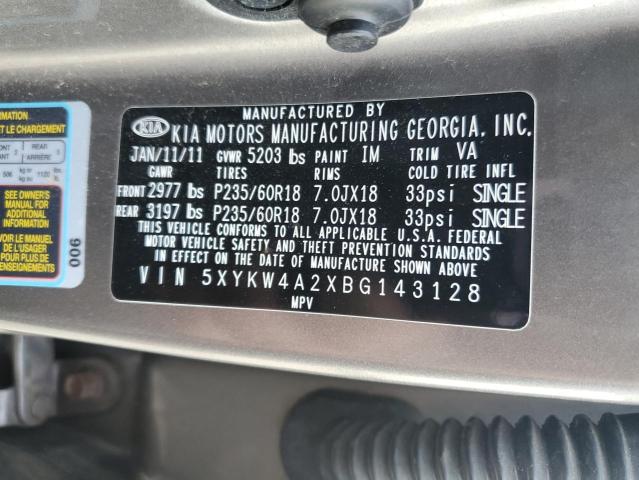 Photo 12 VIN: 5XYKW4A2XBG143128 - KIA SORENTO 